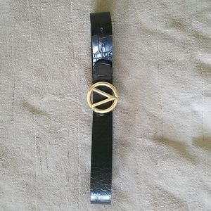 Black snakeskin Valentino belt